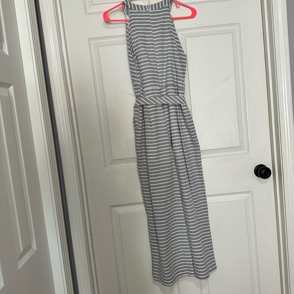 Gray and white striped romper - Picture 3 of 3